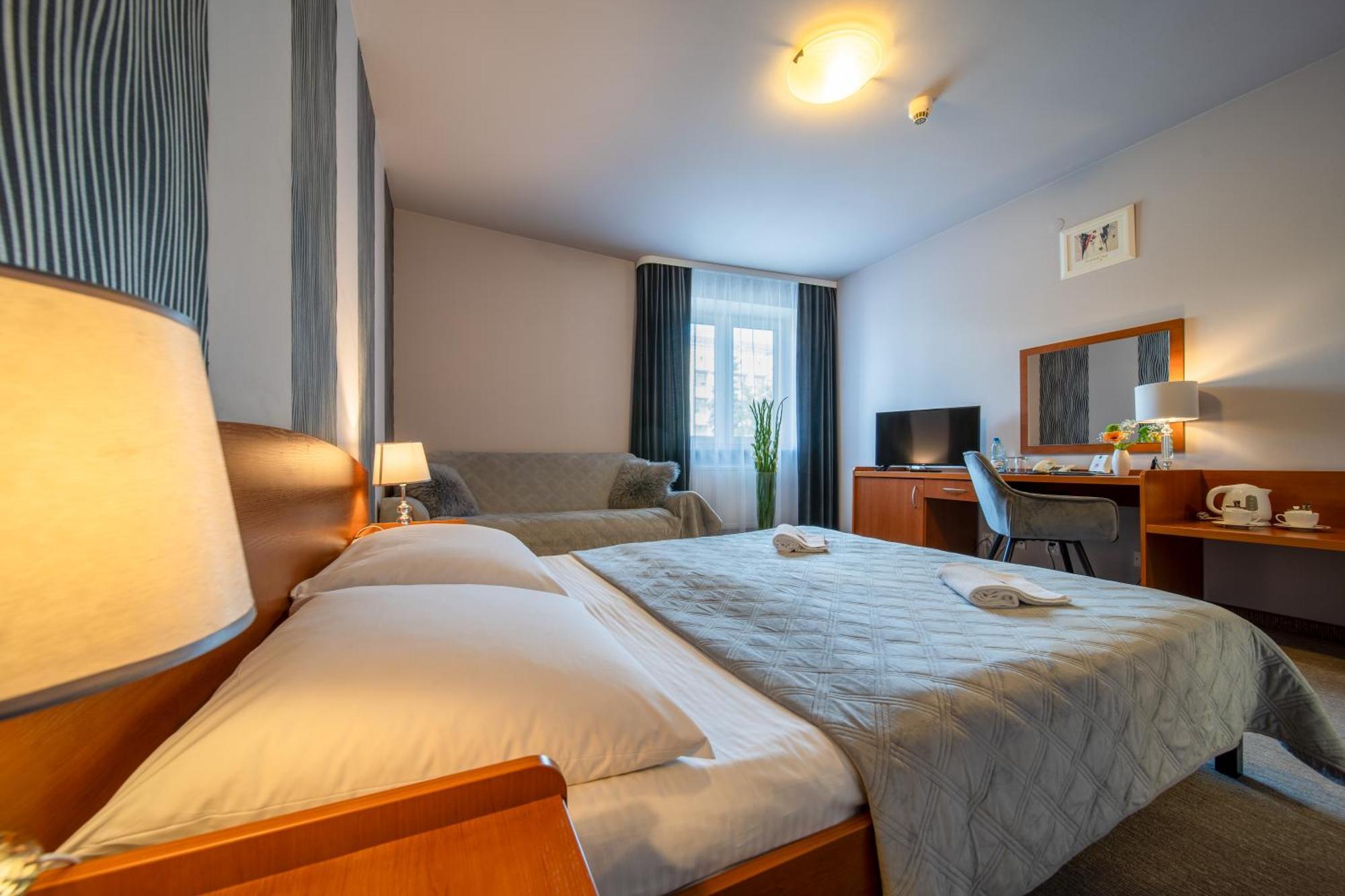 Hotel Gromada Radom Centrum エクステリア 写真