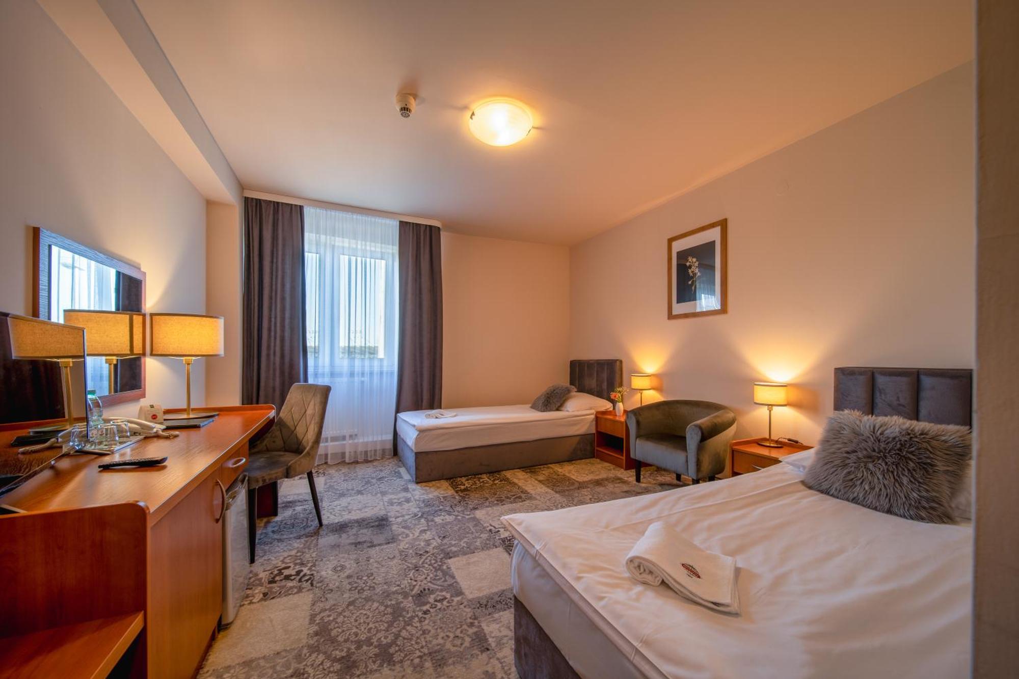 Hotel Gromada Radom Centrum エクステリア 写真