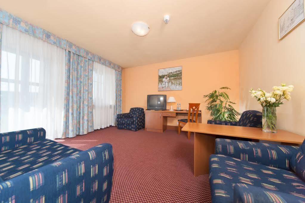 Hotel Gromada Radom Centrum エクステリア 写真